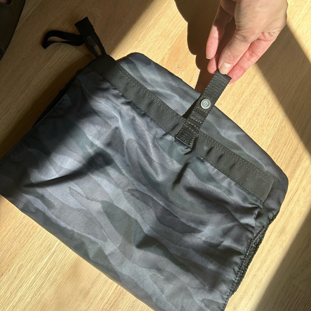 Lululemon travel kit